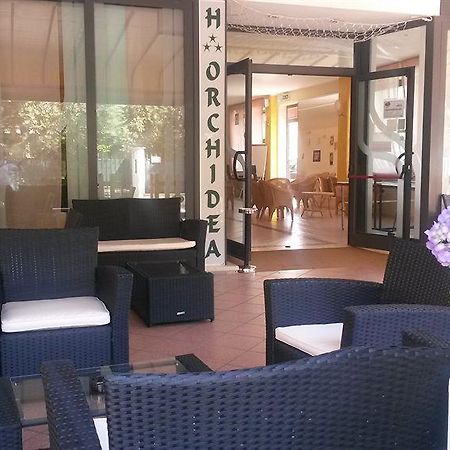 צ'סנטיקו Hotel Orchidea מראה חיצוני תמונה